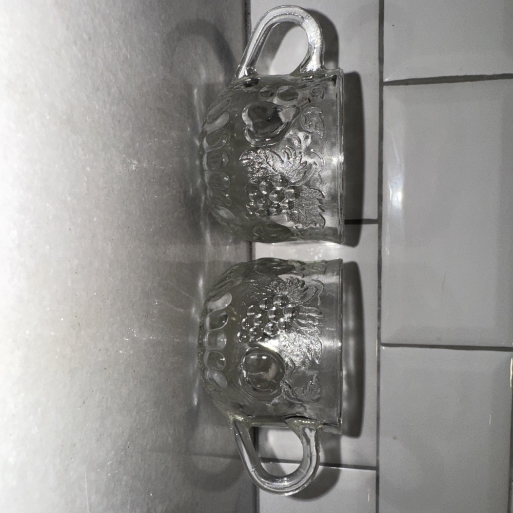 Vintage JEANETTE GLASS Della Robbia Fruit‎ Design Punch Cups Set Of 2 OLA51